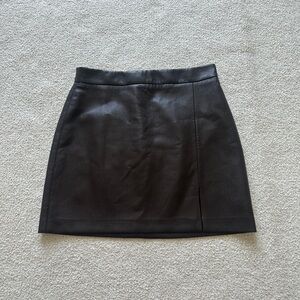 Aritzia Wilfred Patio Skirt